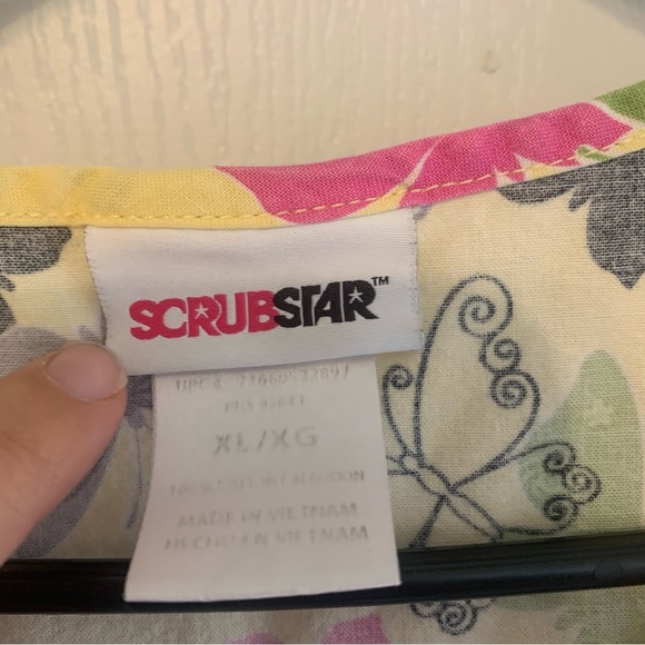 Scrub Star Butterfly Yellow Top Blue Pant Size XL Woman’s Scrubs Set - Picture 5 of 5